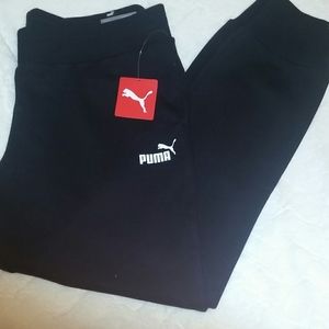 Women’s PUMA regular fit sweatpants NWT
